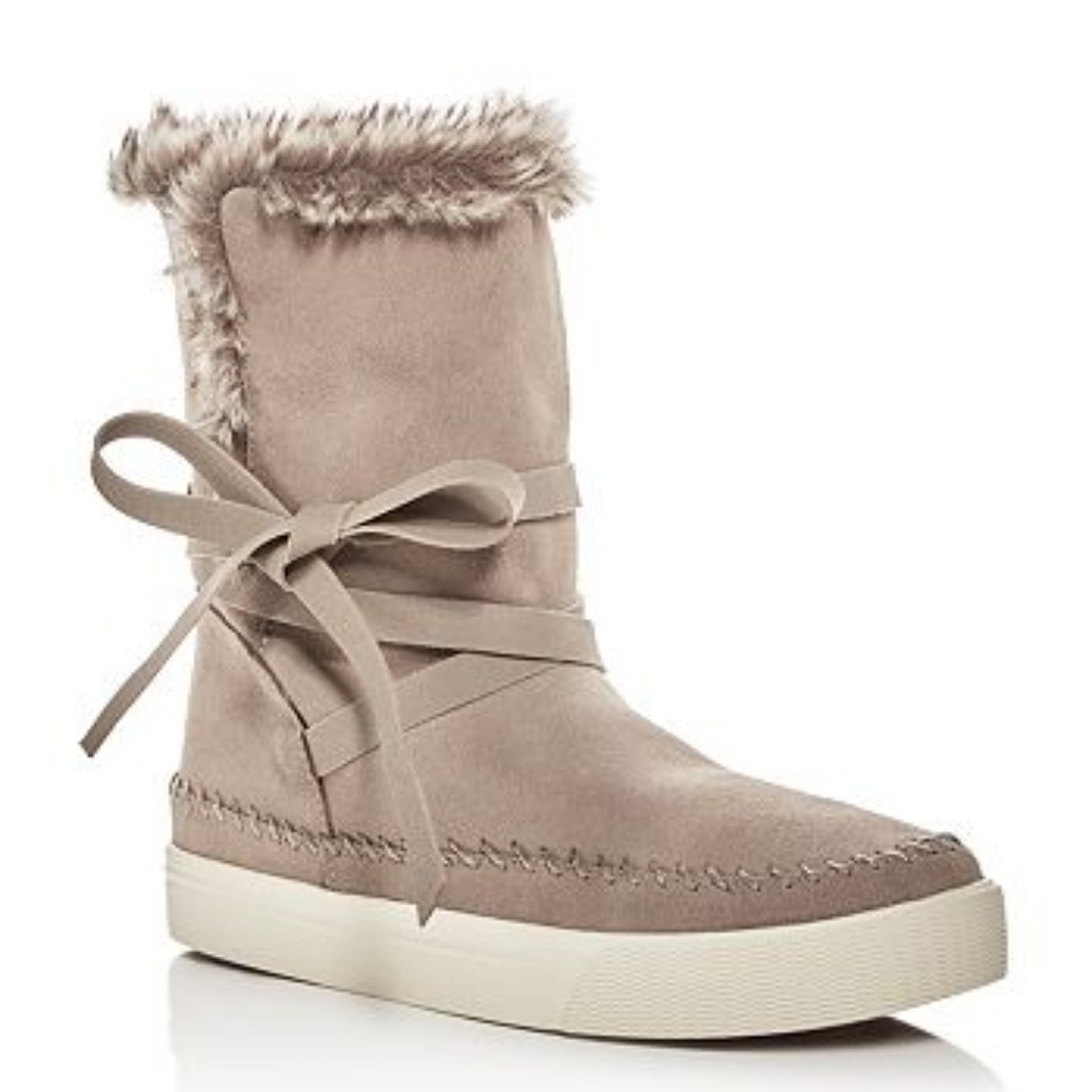 NWOT Toms Women's Light Taupe Faux Fur Winter Boot with Bow
